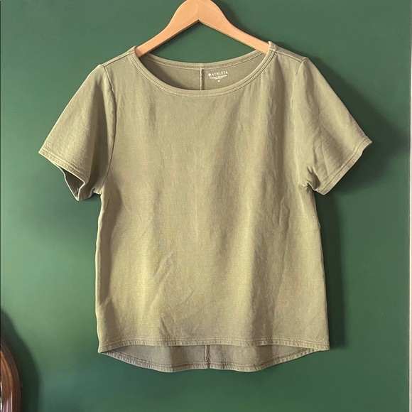 Athleta Sage Womens M Short Sleeve Tee Athleisure Workout Hi-lo‎ Hem - Picture 1 of 5